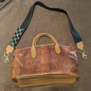 Cynthia rowley handbag, like new!